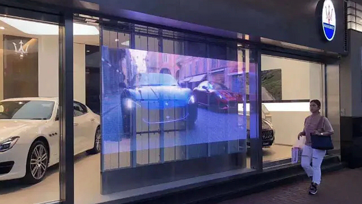 汽車互動櫥窗