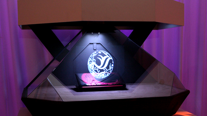 虛實(shí)結(jié)合的3D全息展示柜