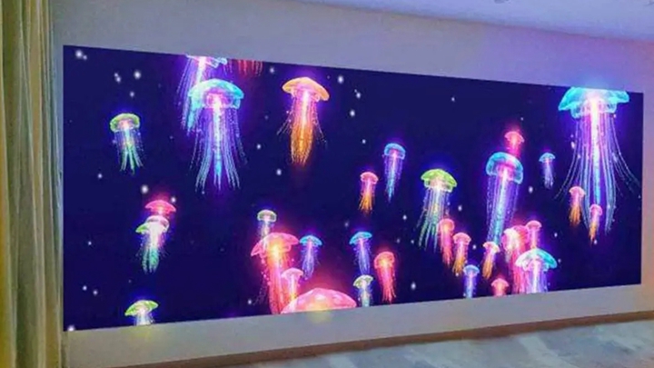 墻面投影的水母效果展示