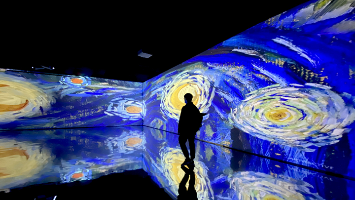 梵高星空主題沉浸式體驗空間