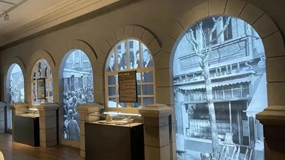 墻面投影在現(xiàn)代化數(shù)字展廳中的內(nèi)容展示效果