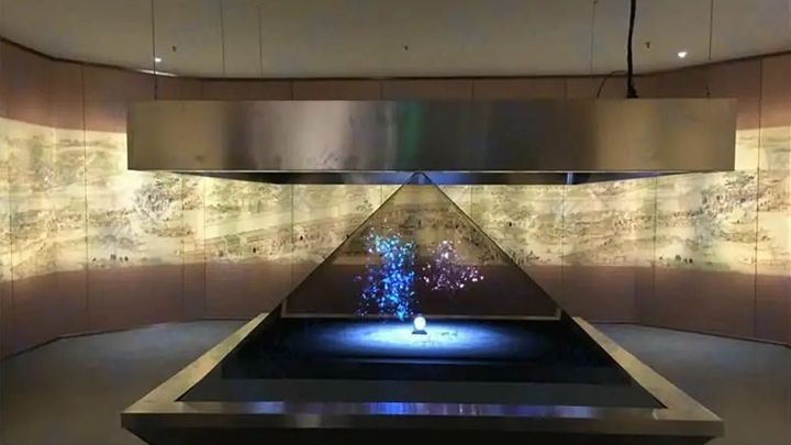全息展示柜在展館中的使用效果