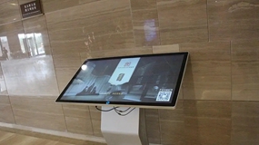 觸摸一體機(jī)在展廳中為何應(yīng)用頗多？